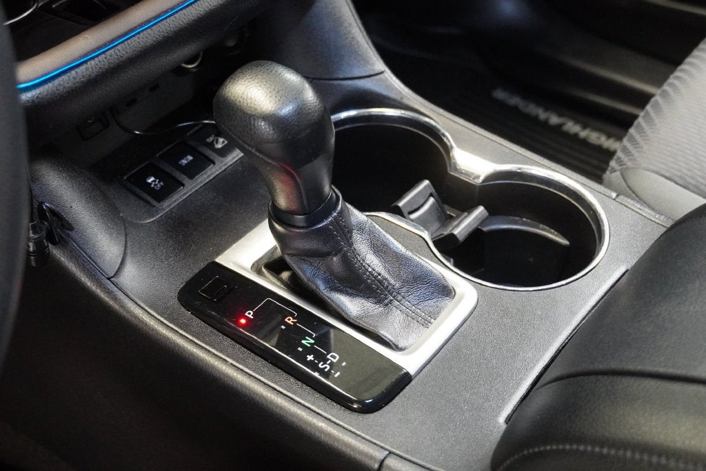 2019 Toyota Highlander LE ( AWD )
