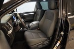 2019 Toyota Highlander LE ( AWD )