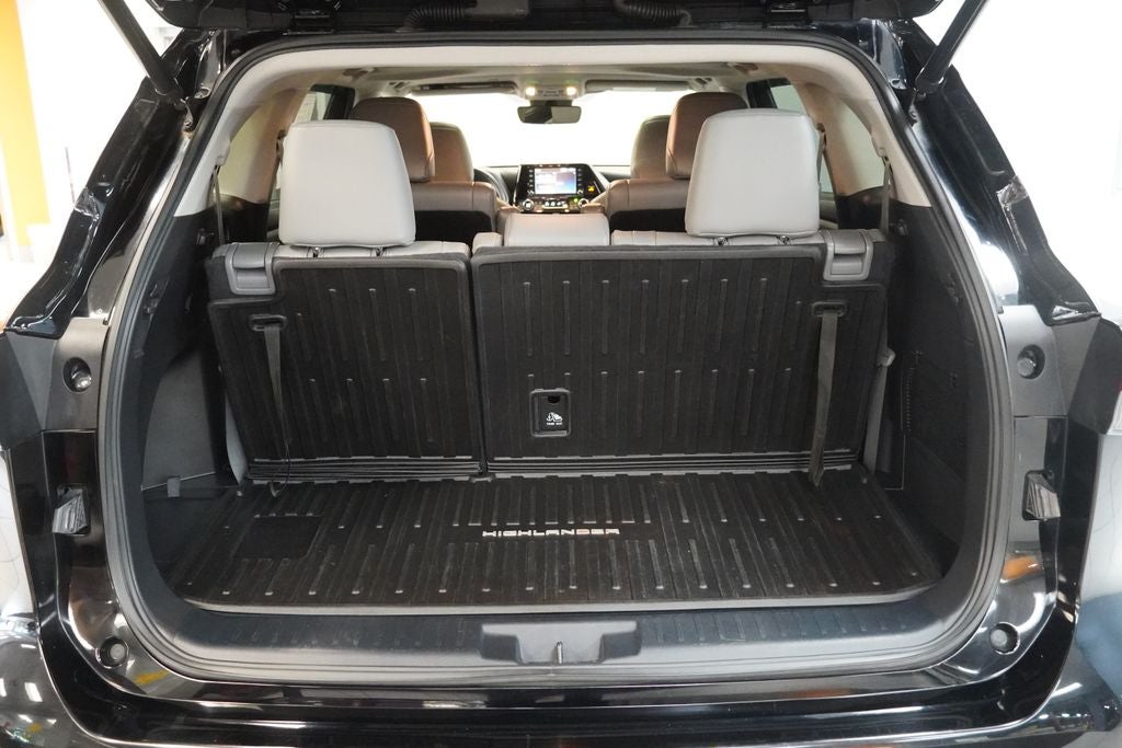 2022 Toyota Highlander XLE (AWD)