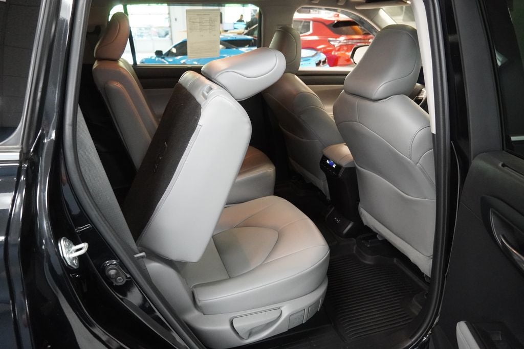 2022 Toyota Highlander XLE (AWD)