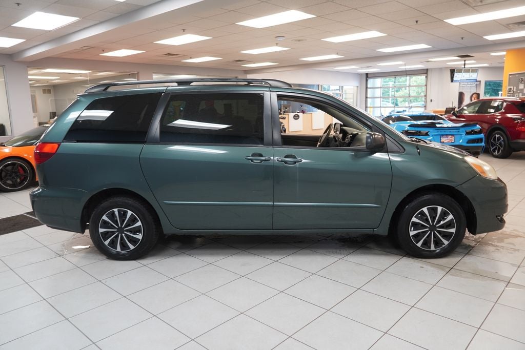 2004 Toyota Sienna ( PRE - AUCTION SPECIAL )