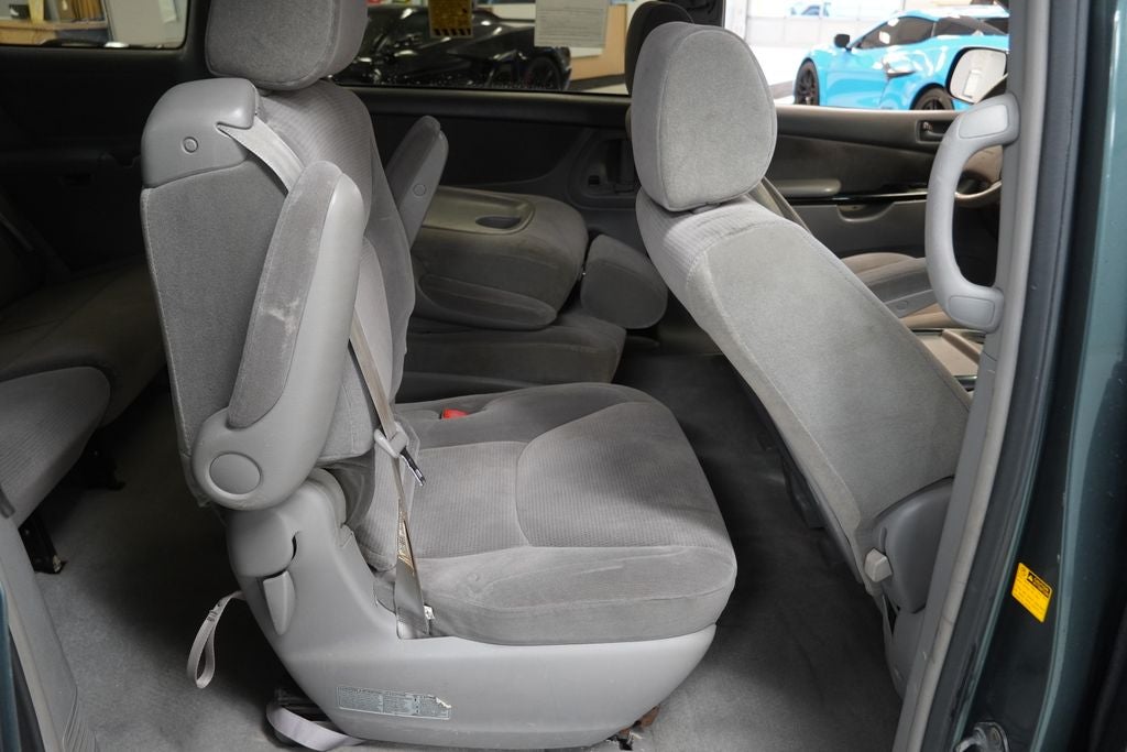 2004 Toyota Sienna ( PRE - AUCTION SPECIAL )