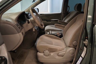 2004 Toyota Sienna ( PRE - AUCTION SPECIAL )