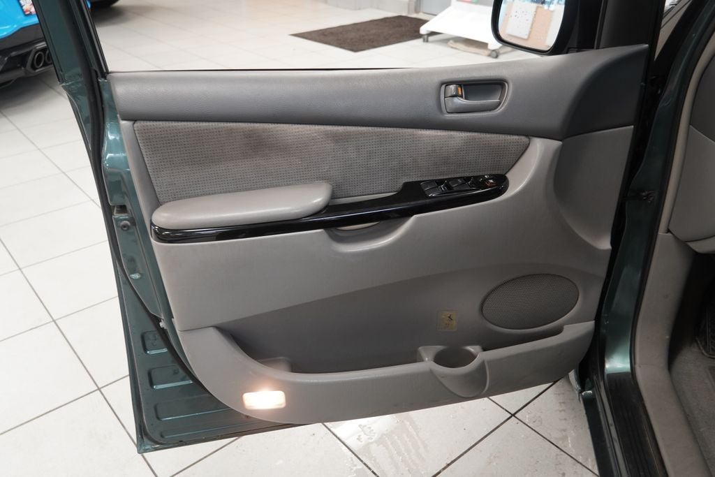 2004 Toyota Sienna ( PRE - AUCTION SPECIAL )