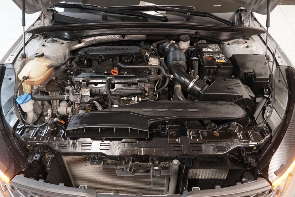 2024 Kia K5 GT-Line ( AWD )