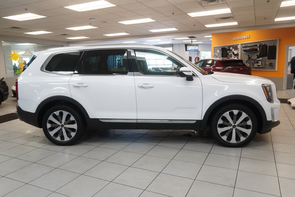 2022 Kia Telluride EX ( AWD )