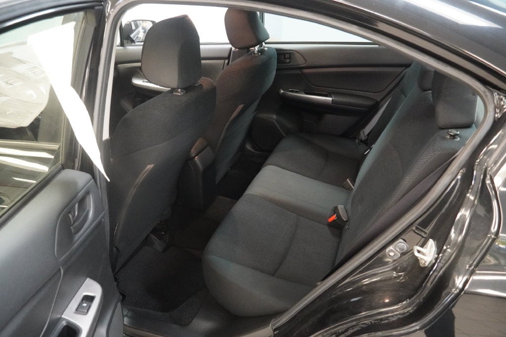 2016 Subaru Impreza 2.0i (AWD)