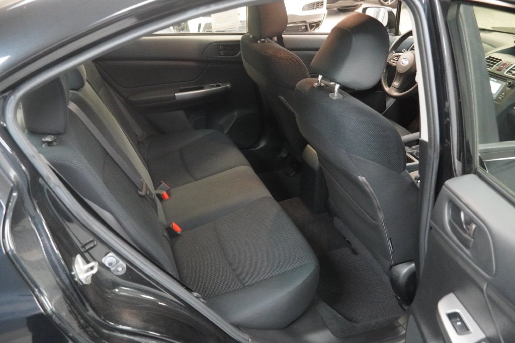 2016 Subaru Impreza 2.0i (AWD)