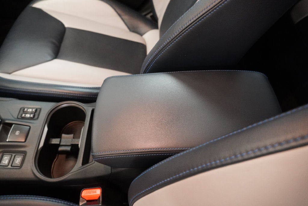 2020 Subaru Crosstrek Hybrid ( AWD )
