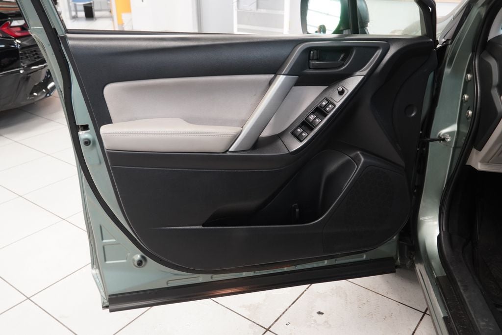 2016 Subaru Forester 2.5i AWD