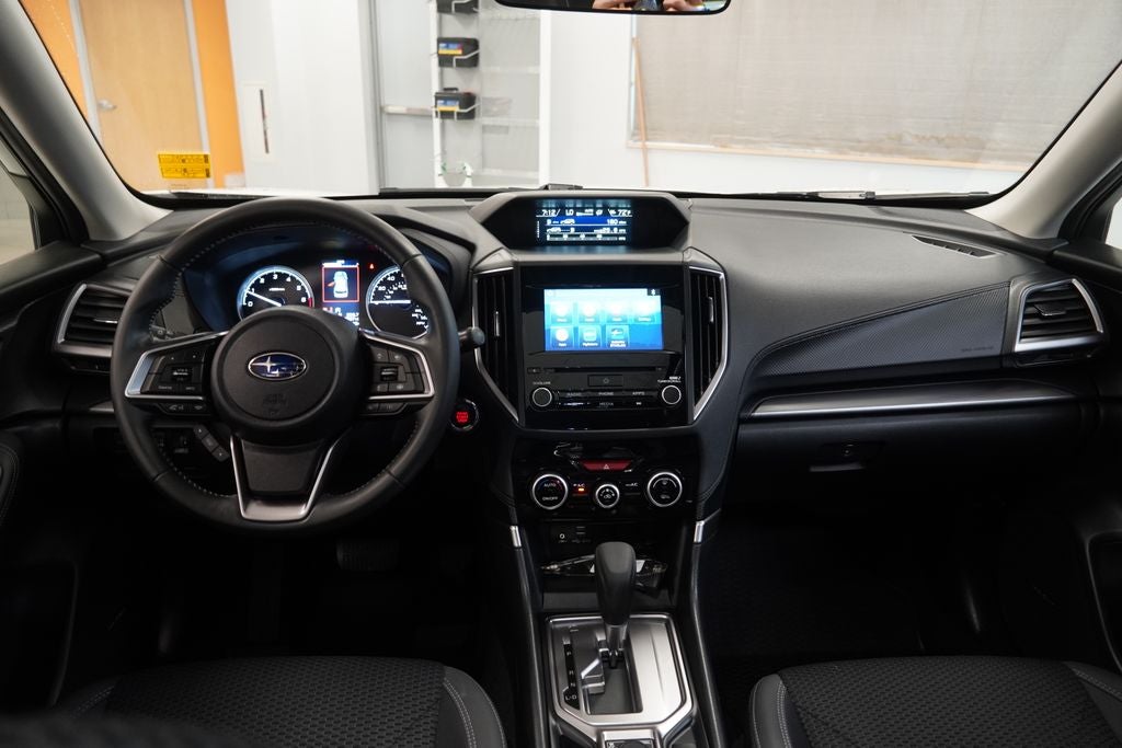 2023 Subaru Forester Premium AWD