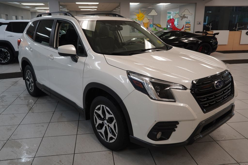 2023 Subaru Forester Premium AWD