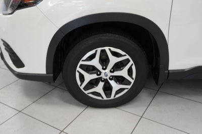 2023 Subaru Forester Premium AWD