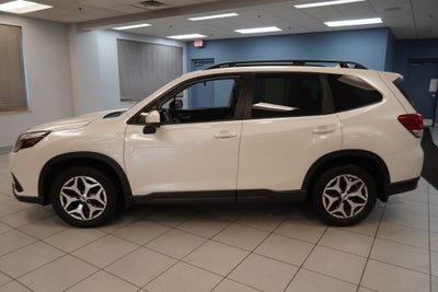2023 Subaru Forester Premium AWD