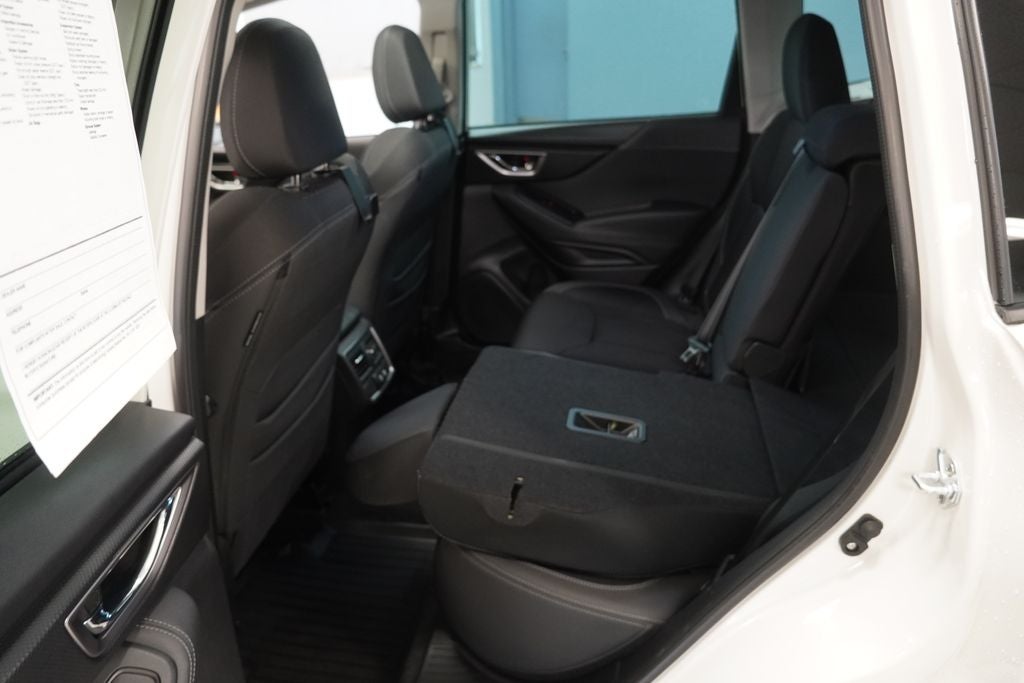 2023 Subaru Forester Premium AWD