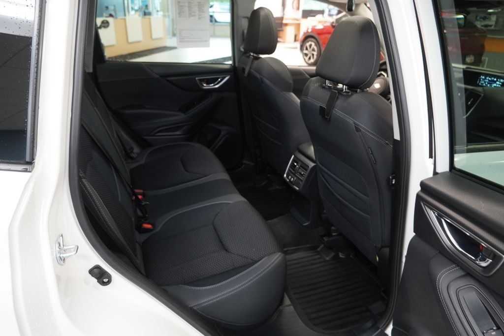 2023 Subaru Forester Premium AWD
