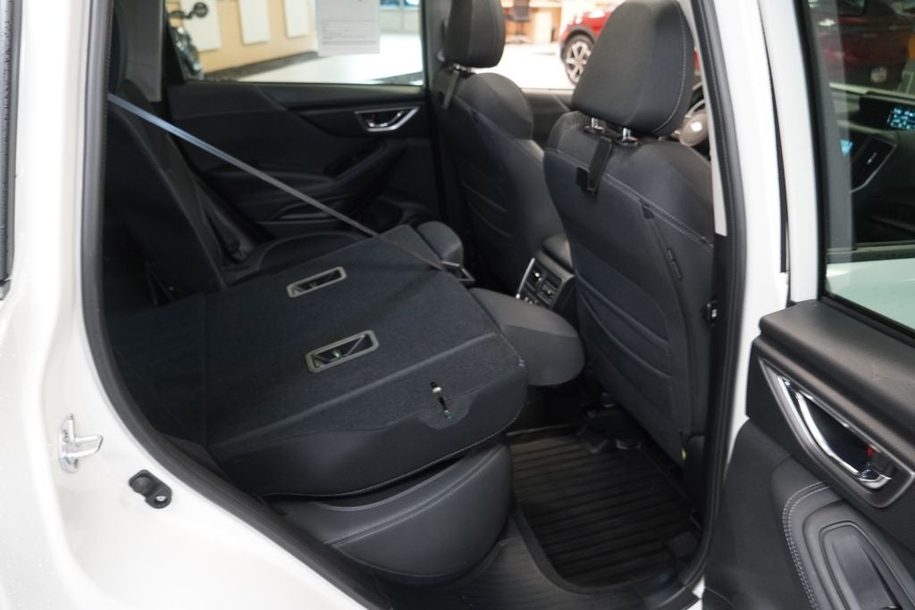 2023 Subaru Forester Premium AWD