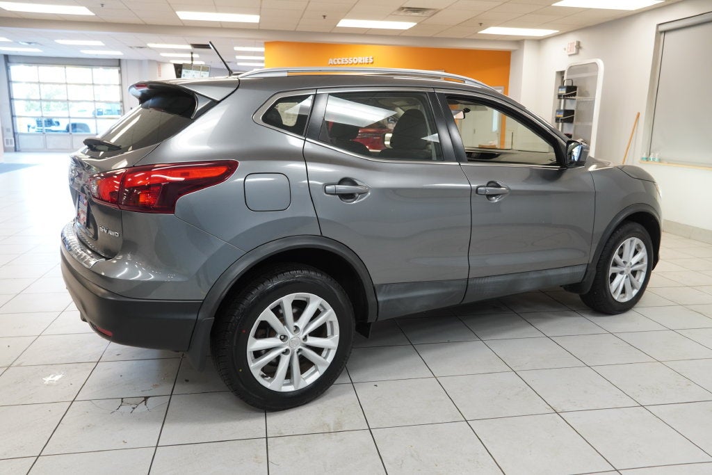 2017 Nissan Rogue Sport SV (AWD)