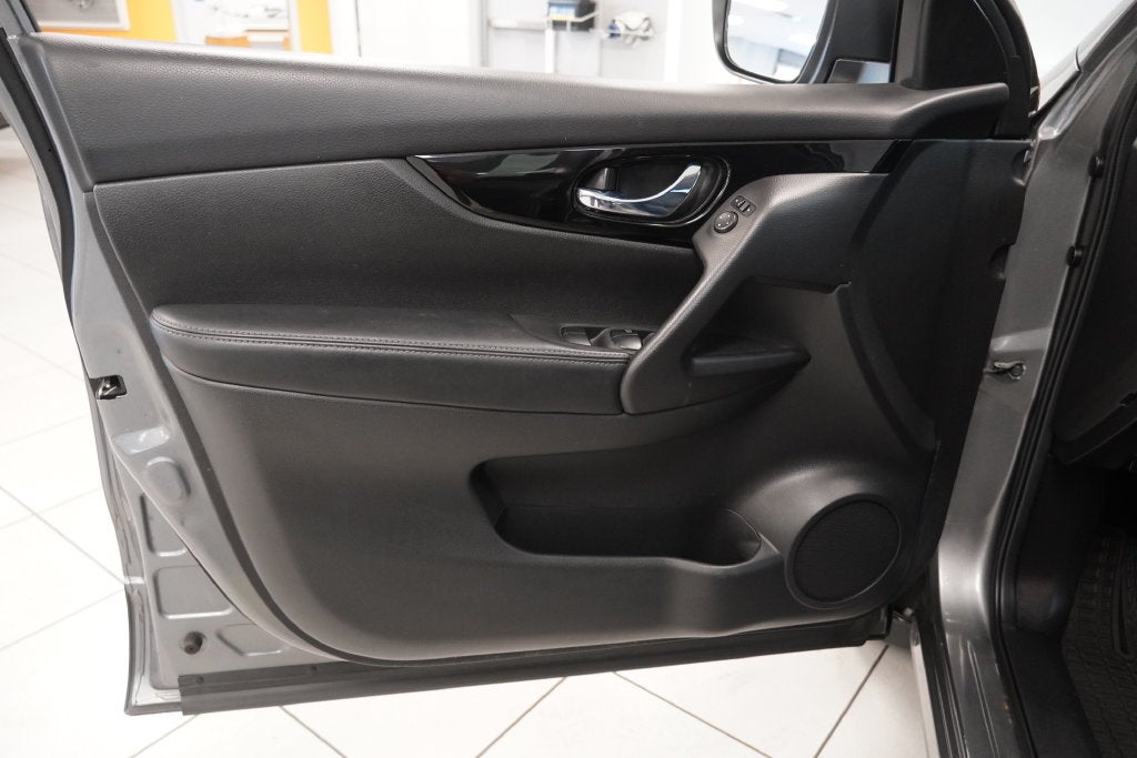 2017 Nissan Rogue Sport SV (AWD)
