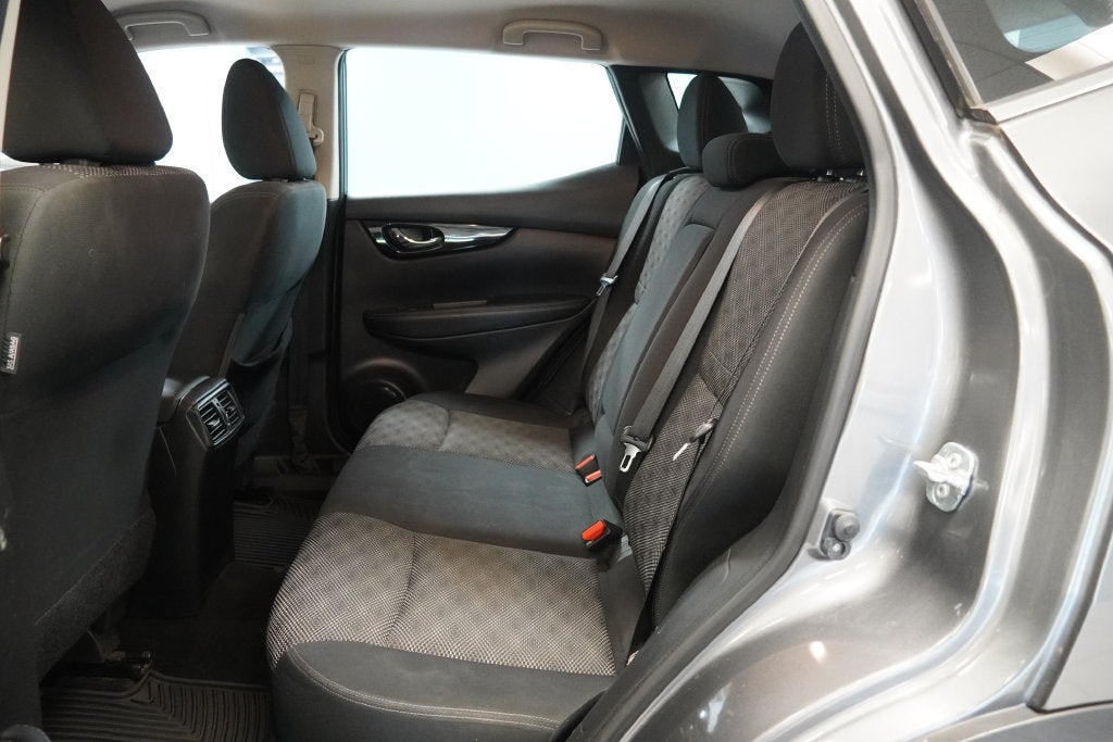 2017 Nissan Rogue Sport SV (AWD)