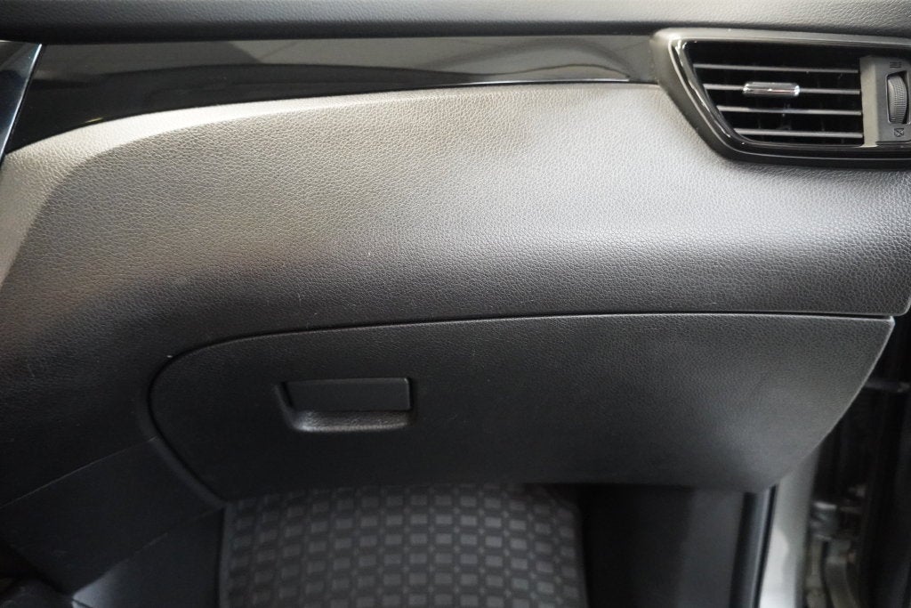 2017 Nissan Rogue Sport SV (AWD)