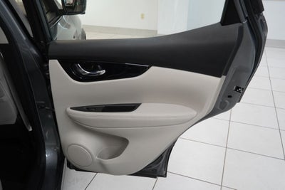 2017 Nissan Rogue Sport SV AWD