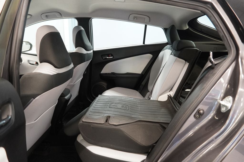 2016 Toyota Prius Two