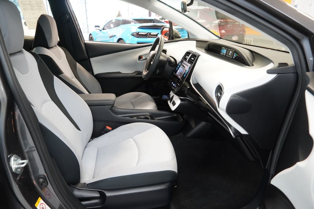 2016 Toyota Prius Two