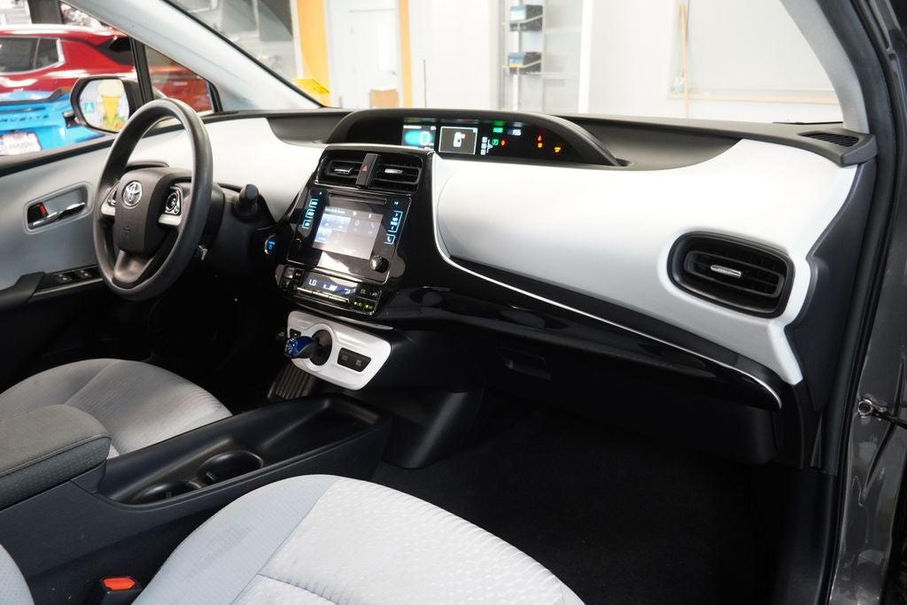 2016 Toyota Prius Two