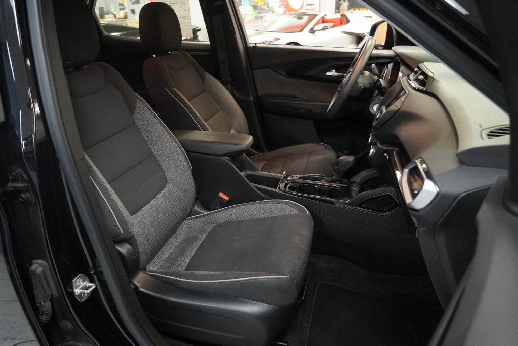 2021 Chevrolet TrailBlazer LS (AWD)