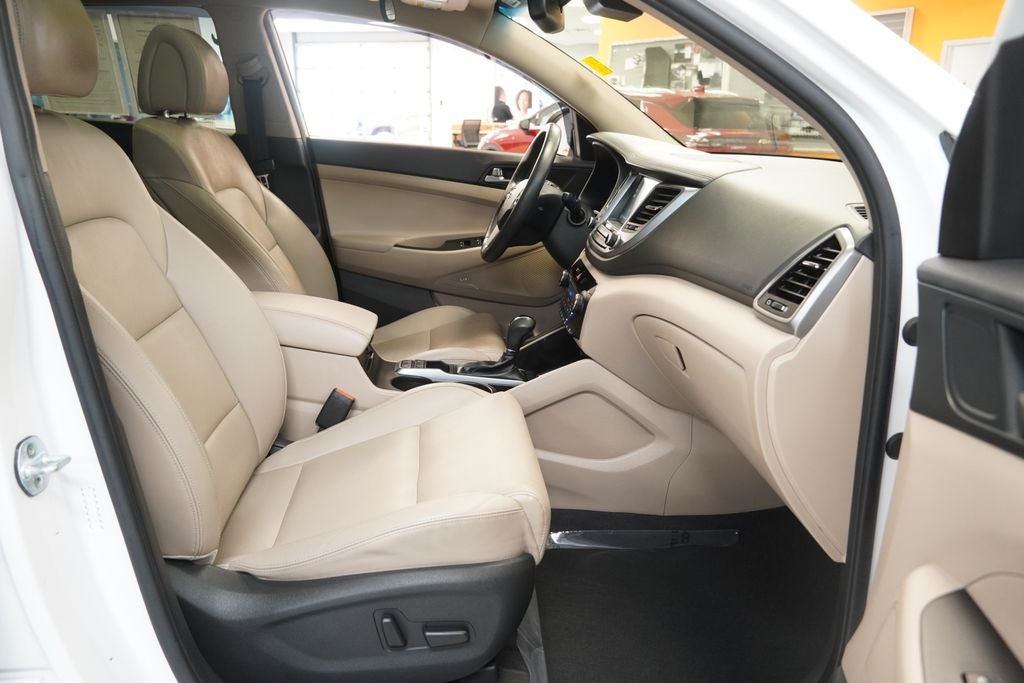 2018 Hyundai Tucson Limited AWD / SUNROOF