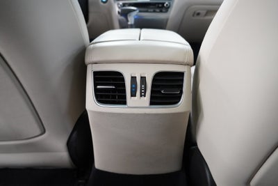 2018 Genesis G80 5.0 Ultimate ( AWD )