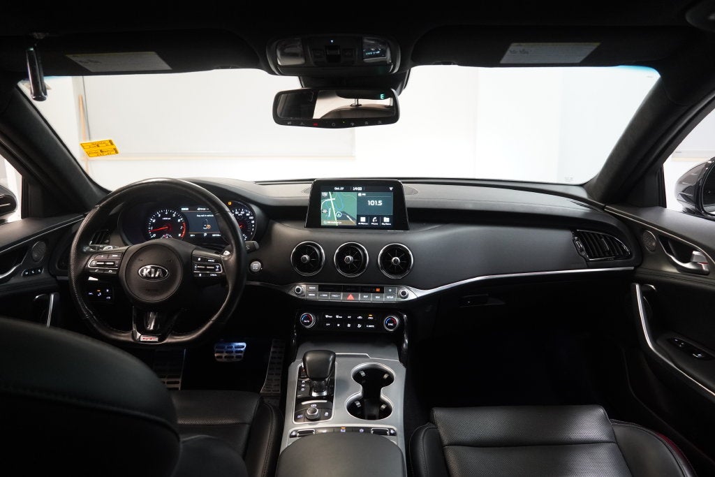 2018 Kia Stinger GT2 (AWD)