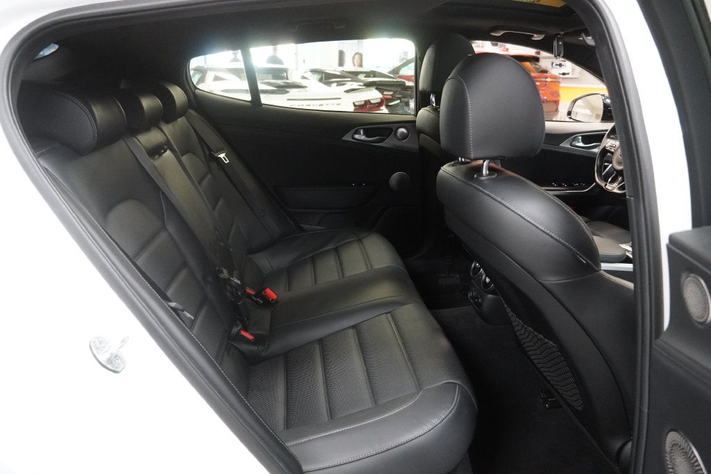 2018 Kia Stinger GT2 (AWD)