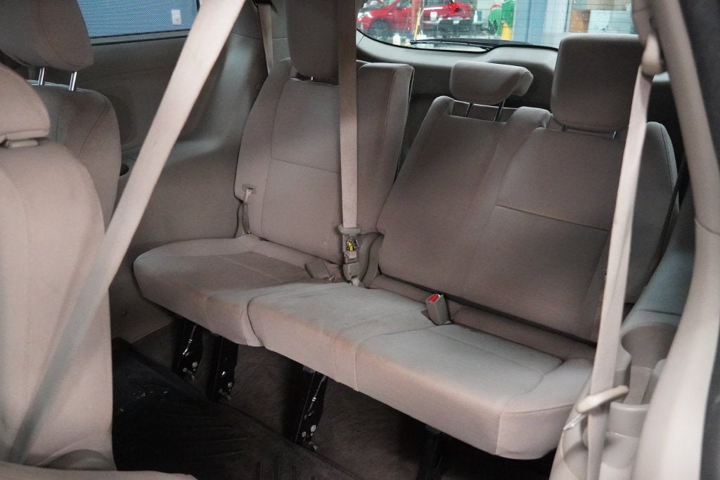 2015 Kia Sedona LX