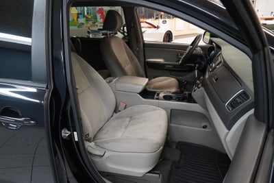 2015 Kia Sedona LX