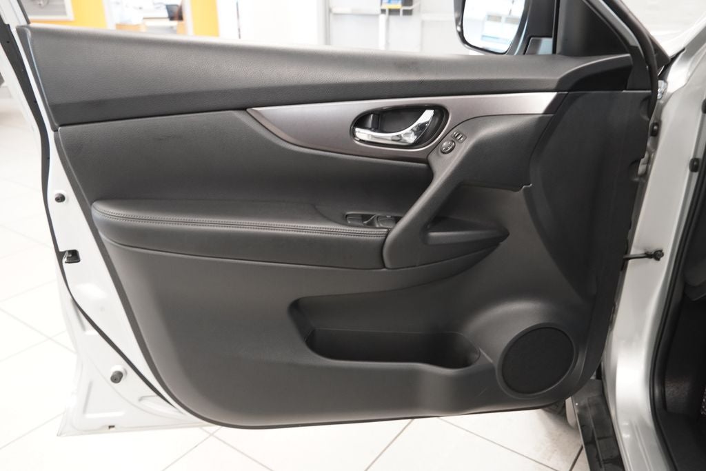2015 Nissan Rogue SV AWD