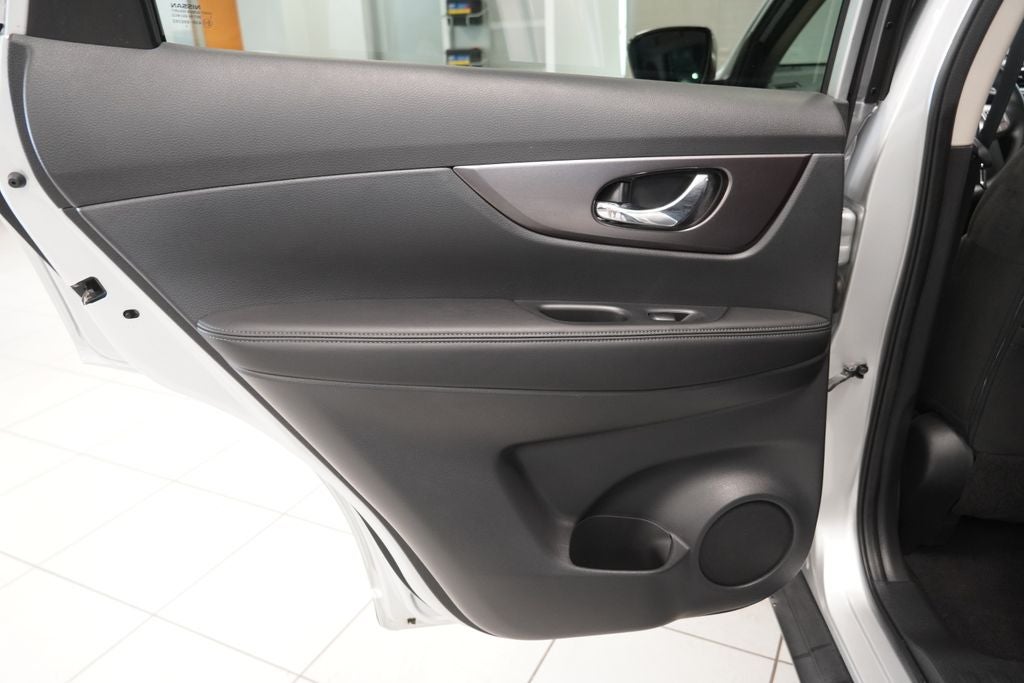 2015 Nissan Rogue SV AWD