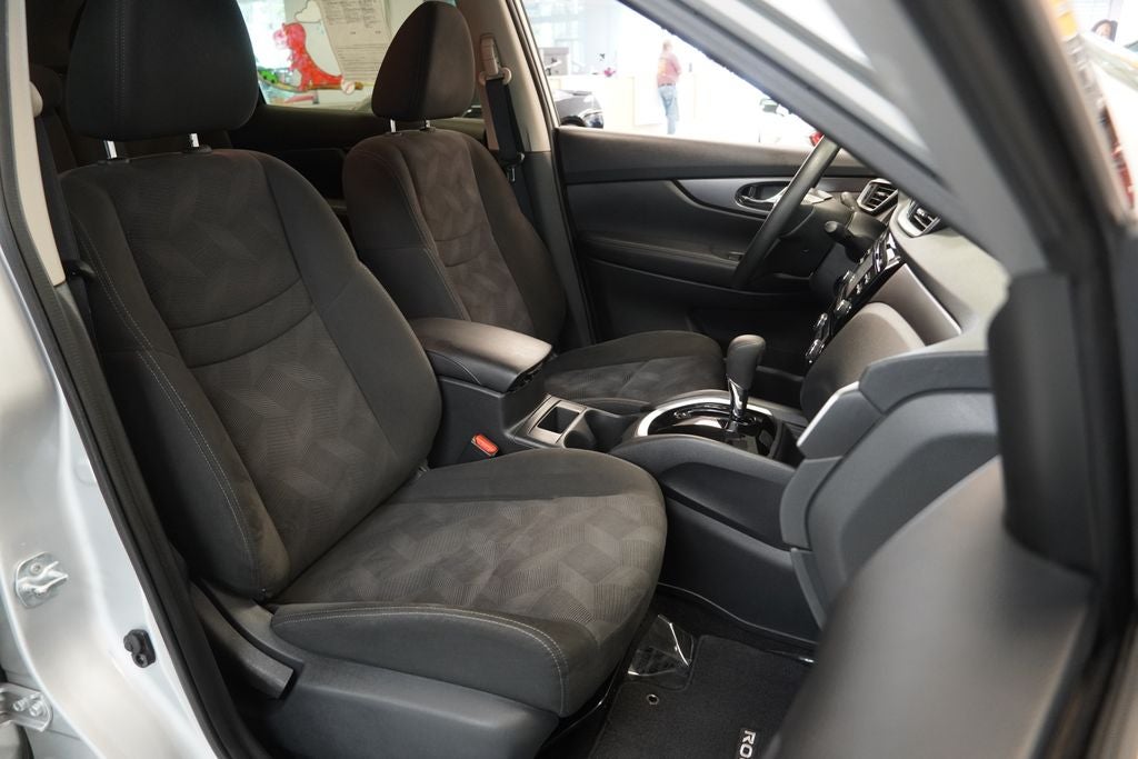 2015 Nissan Rogue SV AWD