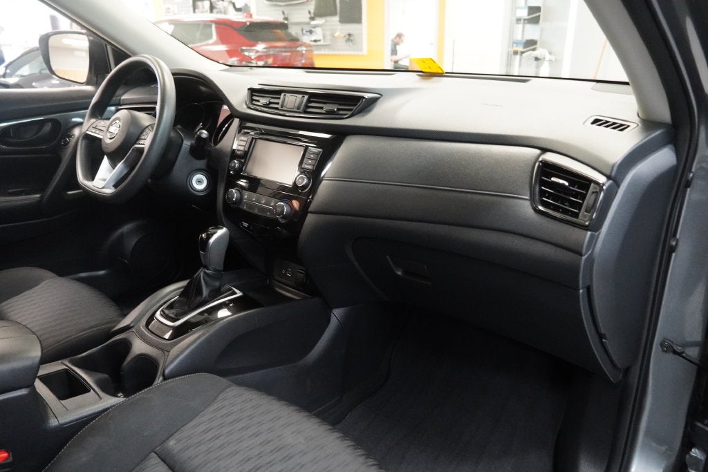 2019 Nissan Rogue S (AWD)