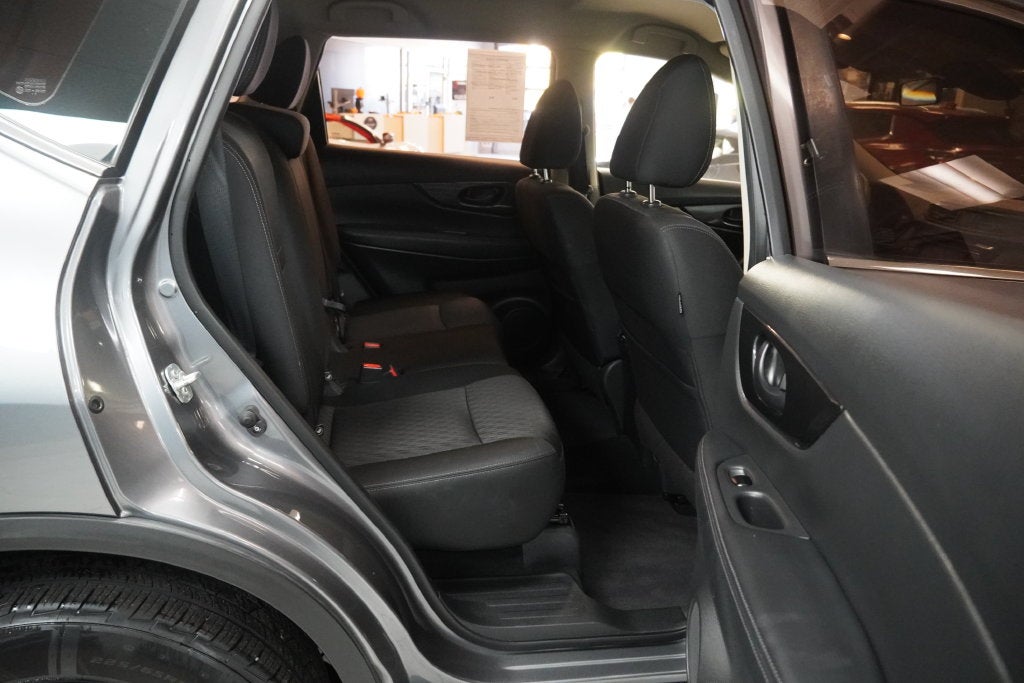 2019 Nissan Rogue S (AWD)