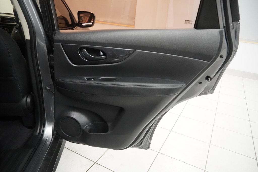 2019 Nissan Rogue S (AWD)