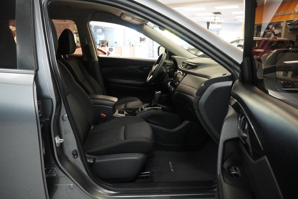 2019 Nissan Rogue S (AWD)