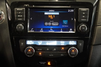 2019 Nissan Rogue SV ( AWD )