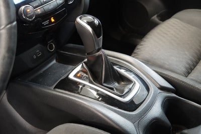 2019 Nissan Rogue SV ( AWD )