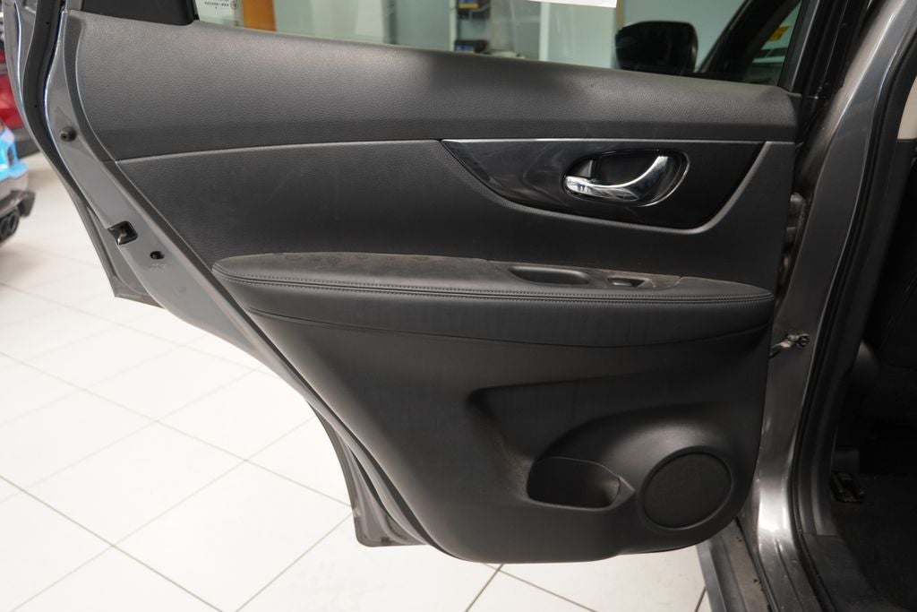 2019 Nissan Rogue SV ( AWD )