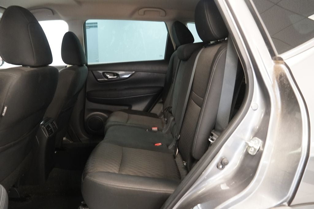 2019 Nissan Rogue SV ( AWD )