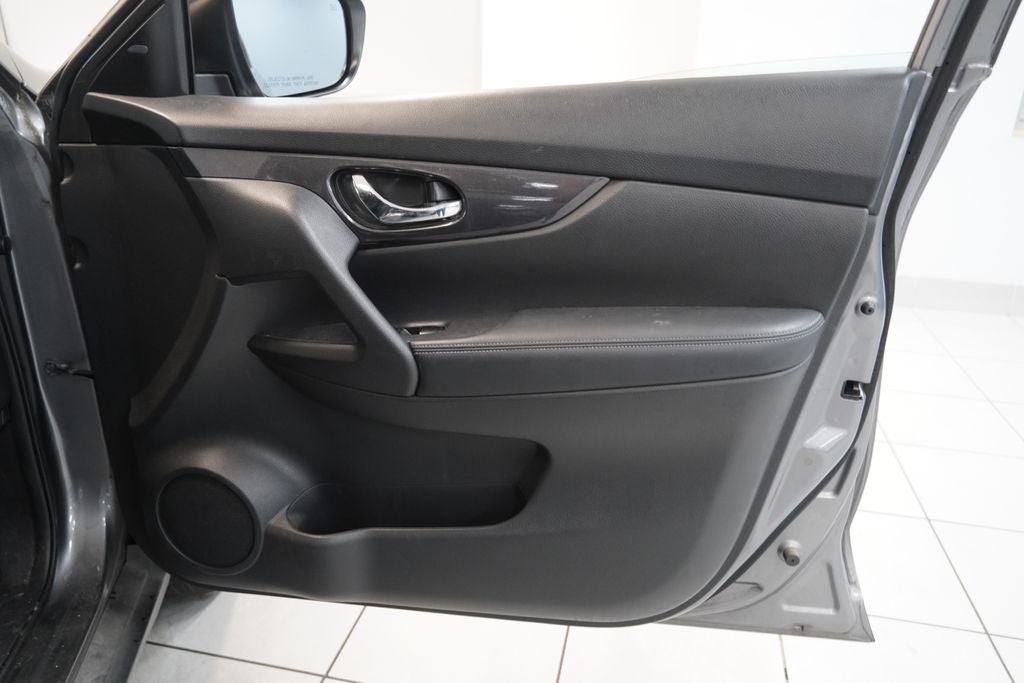 2019 Nissan Rogue SV ( AWD )
