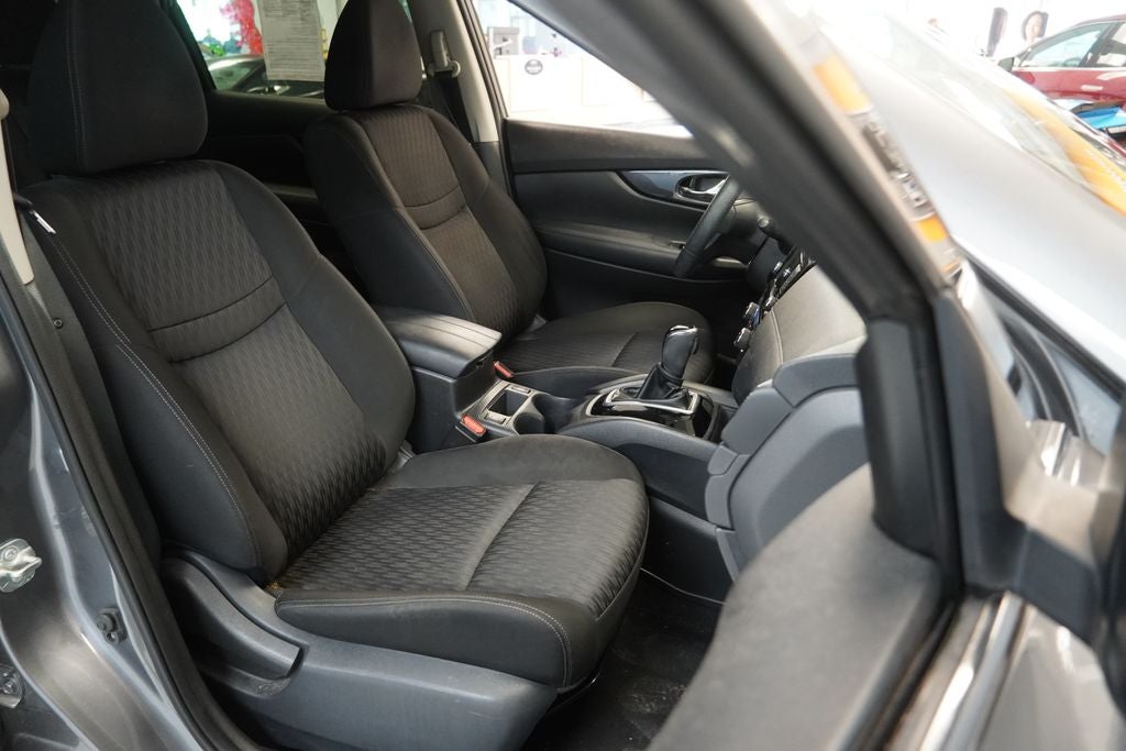 2019 Nissan Rogue SV ( AWD )