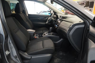 2019 Nissan Rogue SV ( AWD )